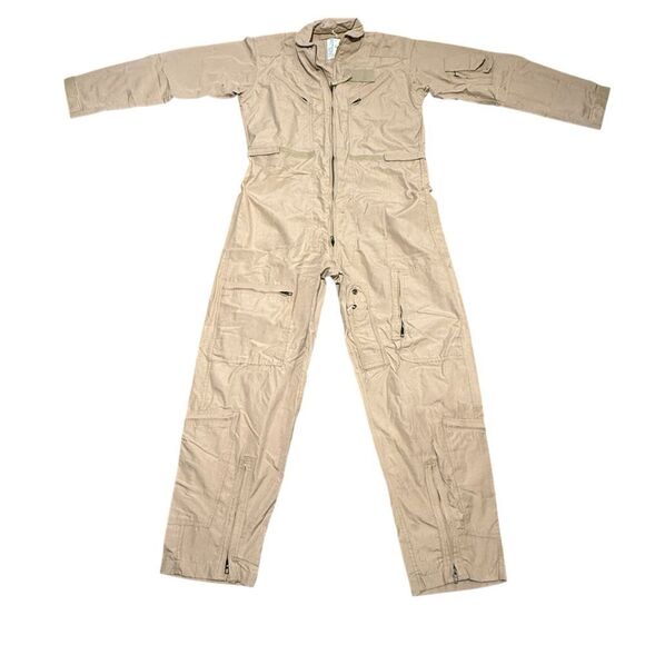 NWT Du Pont CWU 27/P NOMEX FLIGHT SUIT Coveralls Tan Size 46L - Picture 2 of 16